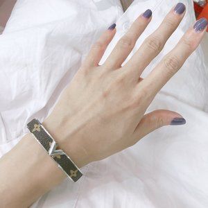 Jewelry - LV Fashion Bracelets Jewelry - LV Fashion Bracelets